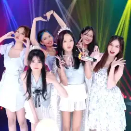 Host Live Dance