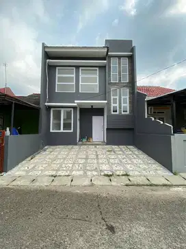 Rumah 2 Lantai Murah Di Perumahan Citra Indah City Harga Nego (2709)