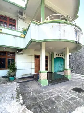 Rumah Strategis di Jalan Soragan dekat Mirota Godean
