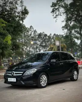 Mercedes Benz W246 B200 2013