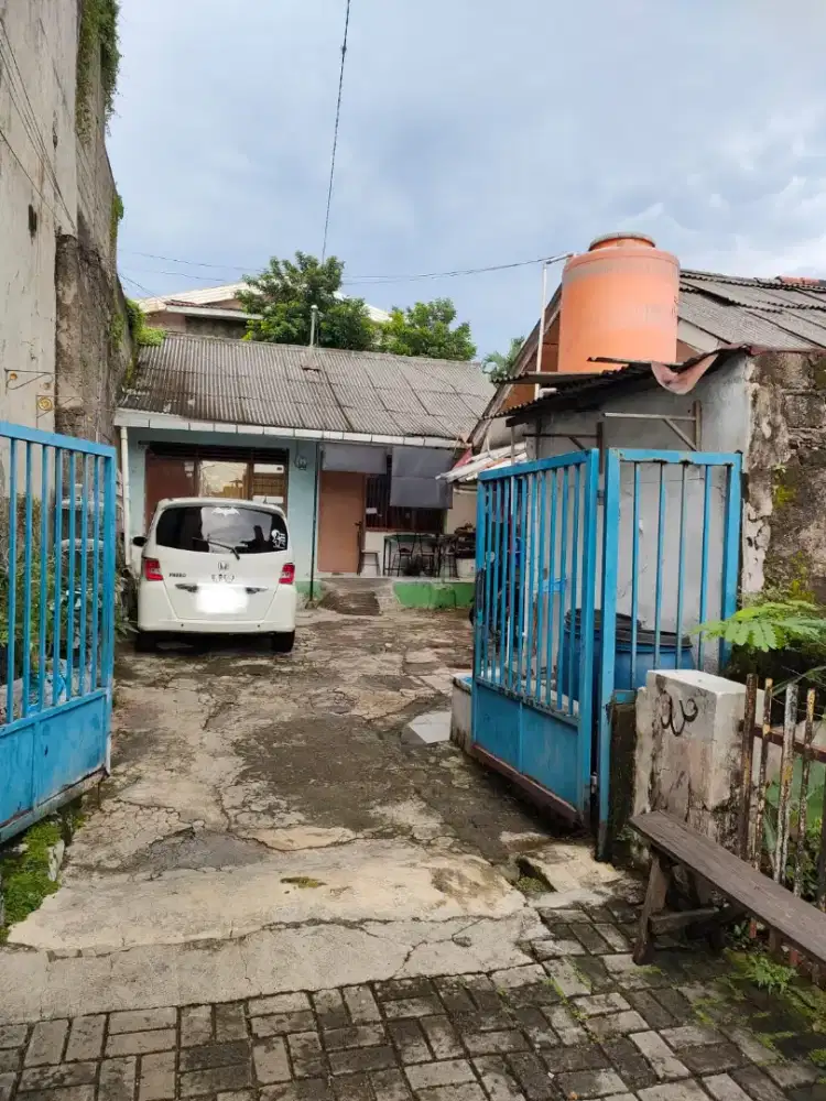 Rumah bentuk kontrakan 7 pintu