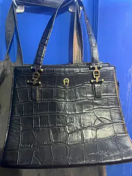 Authentic tas wanita Aigner