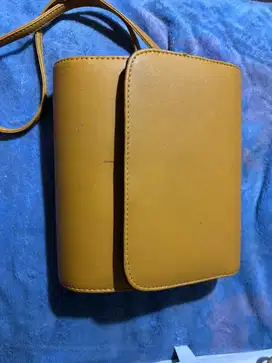 Tas cewek selempang