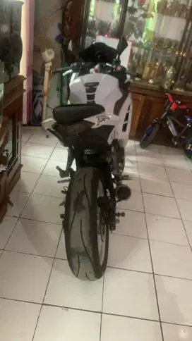 Kawasaki ninja FI 2012