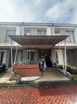 Sangat Murah Dijual Rumah Milano Gading Serpong Perbatasan BSD