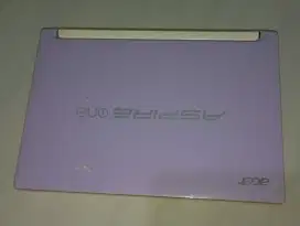 Laptop Acer Aspire One Happy