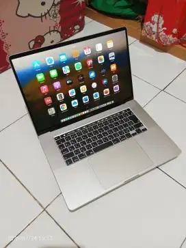 Macbook Pro Retina 16 inch 2019 i9 16/1Tb