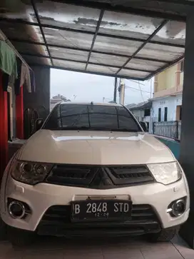 Di jual mitsubishi pajero sport 2014