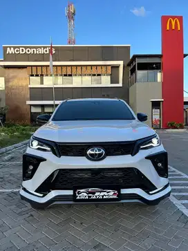 Toyota fortuner 2,8 gr sport legender tss