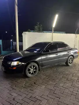 Di jual.cepat mobil.corola kondisi siap pakai good kondisi