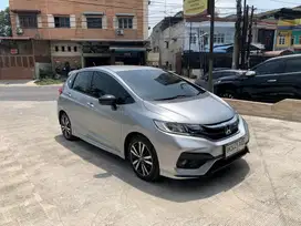 HONDA JAZZ 1.5 RS A/T 2019 SILVER