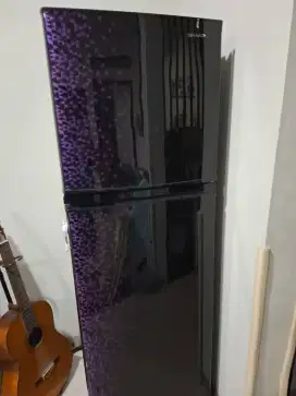 Kulkas Lemari Es Sharp 2 Pintu besar second