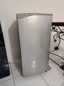 Kulkas panasonic 1 pintu