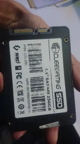 Ssd sata 3 merek cube gaming 256GB 2024