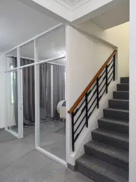 Jasa tukang aluminium kaca..pintu. jendela