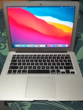 MacBook air 2014 13 inch 4/128
