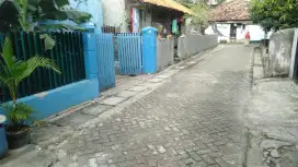 Dijual Rumah keluarga Ditengah kota, gang pentil ( gang percetakan)