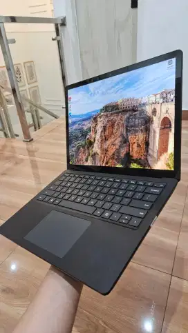 Dijual Microsoft Surface Laptop 4