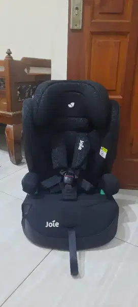 Booster seat joie R129