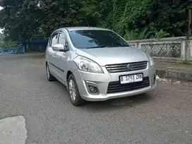 ERTIGA  GX METIC 2013