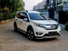 ‼️DP 10 JT‼️HONDA BRV PRESTIGE AT, MOBIL TERAWAT & SIAP PAKAI.