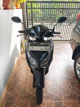 Vario Techno FI 125 tahun 2012