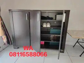 Rak sepatu bekas dijual