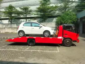 Jasa towing atau derek