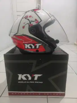 kyt nf-3 xavi sakura replica size L (bekas)
