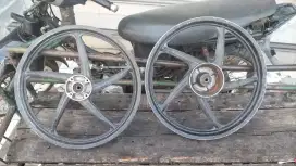 Pelak supra 125 d