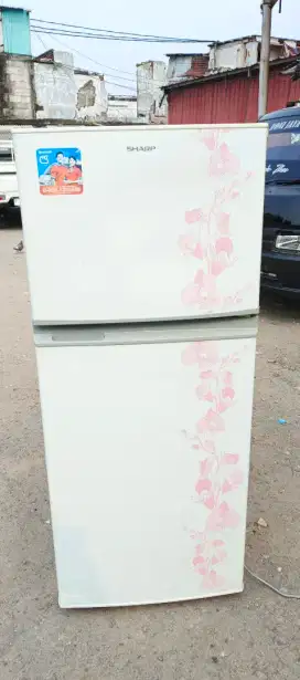 Kulkas pintu 2 sharp