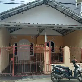 Dikontrakan tahunan  rumah 1 lantai, perumahan taman sari bukit damai