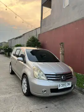 Livina XV Ultimate 2010 matic