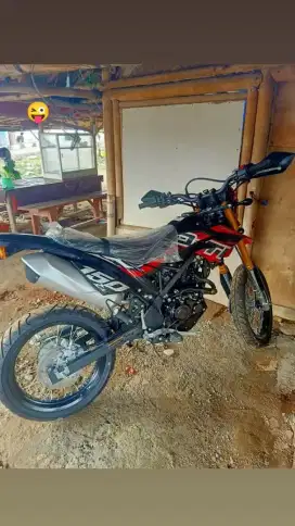 Knalpot standar dtracker 150