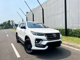 NEW Toyota Fortuner VRZ GR 2.8 AT Matic 2022