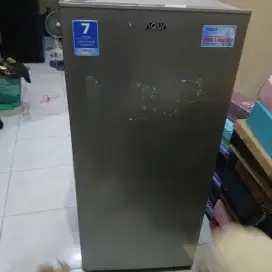 Kulkas 1 pintu aqua