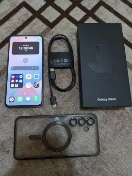 Samsung S24 FE 8/512
