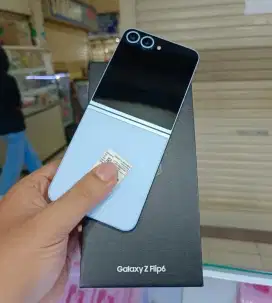 Jual Hp.Samsung Z flip 6 ram 12/512 second
