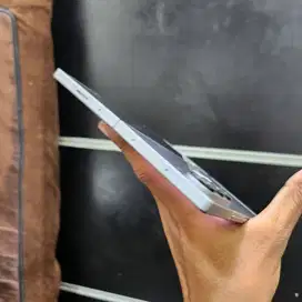 nyari hp spek ultra siapa cepat kita merapat