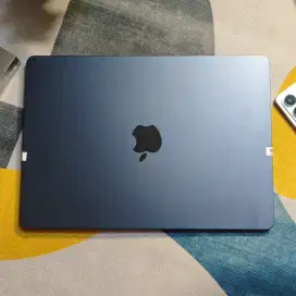Macbook Air M2 8/512GB ex Ibox