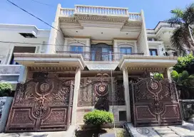 Rumah Classic Araya 2 dkt MERR, kertajaya, dharmahusada
