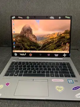Laptop HP 840 G6  Core I5 8 GB 256 SSD
