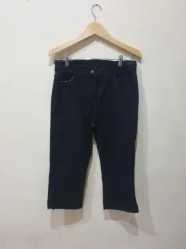 Celana jeans hitam