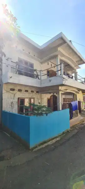 Dijual rumah 2 lantai kokoh dan murah