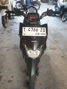 Honda beat street 2017