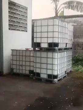 Kempu IBC tank 1000 liter