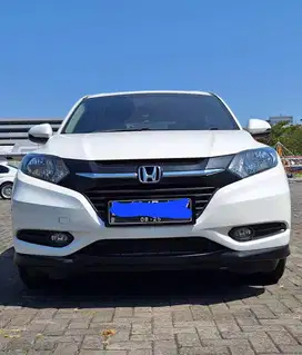 HRV E MATIK 2017 PUTIH METALIK KM 80RBAN PLAT AD KOTA SOLO SURAKARTA