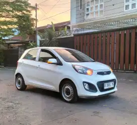 picanto se 2013 istimewa