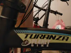 SEPEDA LIPAT TURANZA HITAM