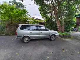Toyota Kijang LGX 2003